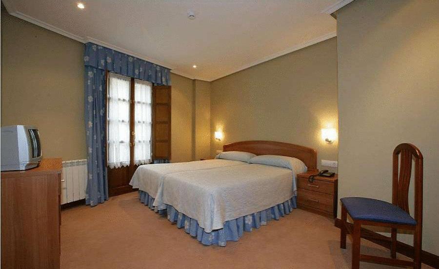 Gran Hotel Rural Cela Belmonte De Miranda Zewnętrze zdjęcie