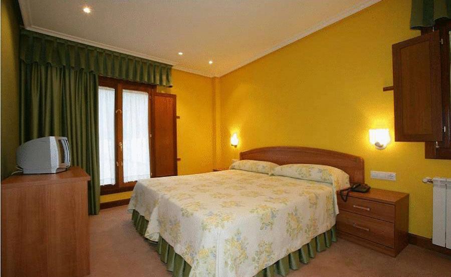 Gran Hotel Rural Cela Belmonte De Miranda Zewnętrze zdjęcie