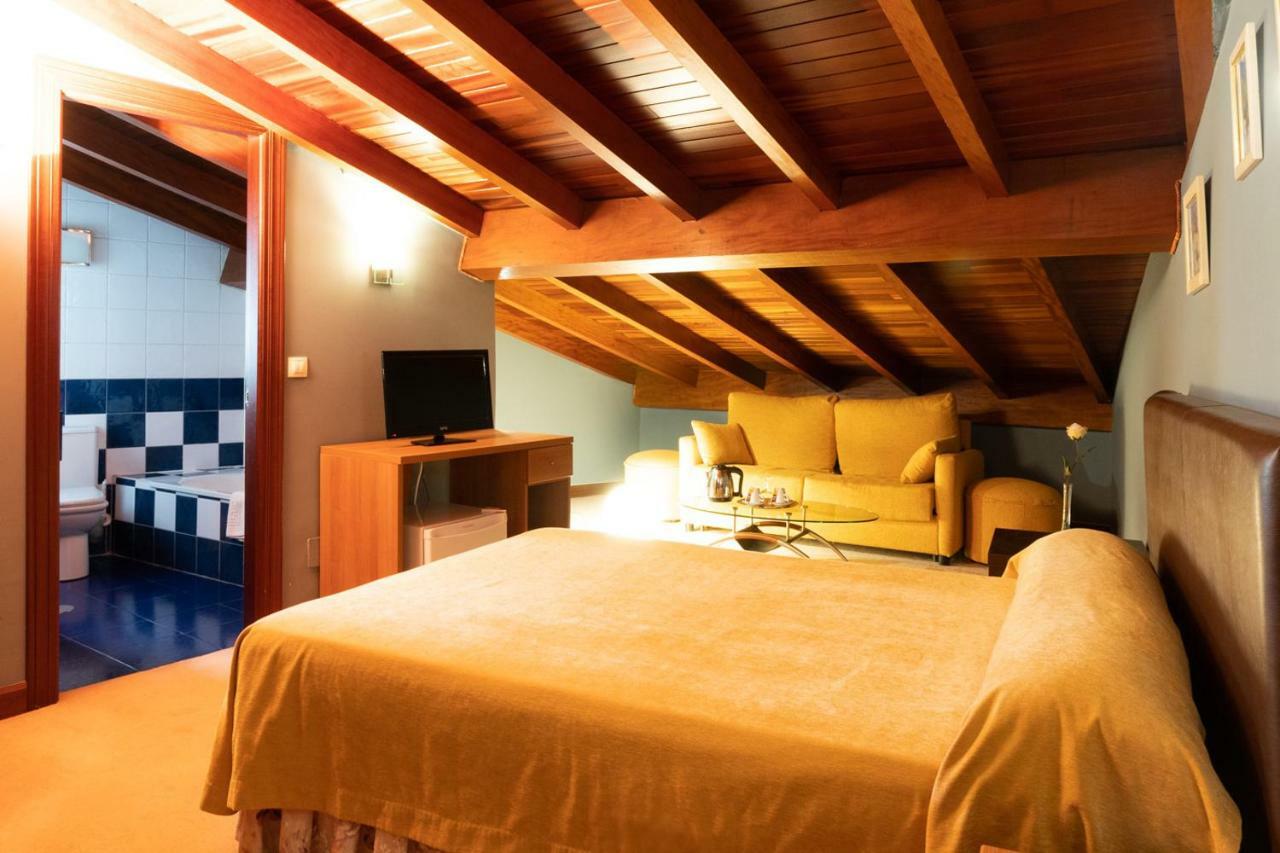 Gran Hotel Rural Cela Belmonte De Miranda Zewnętrze zdjęcie